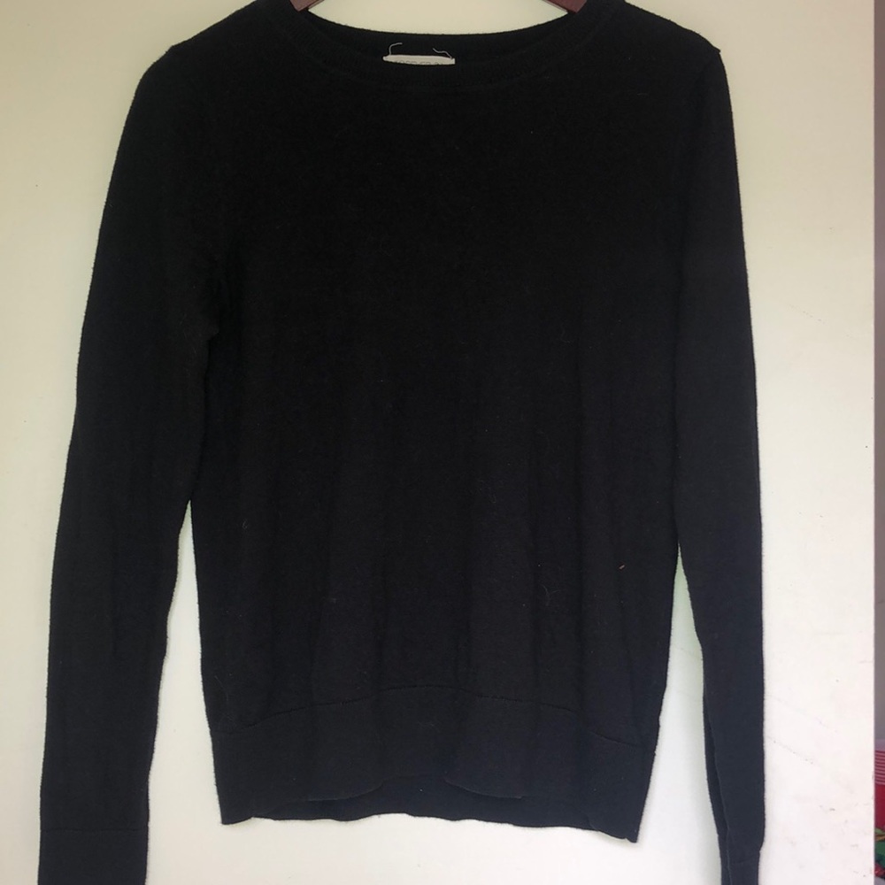 FOREVER 21 SWEATER